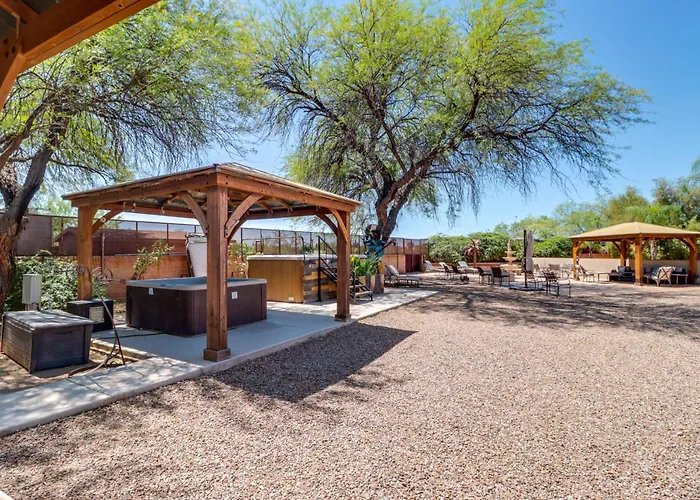 Private Courtyard & Swim Access In