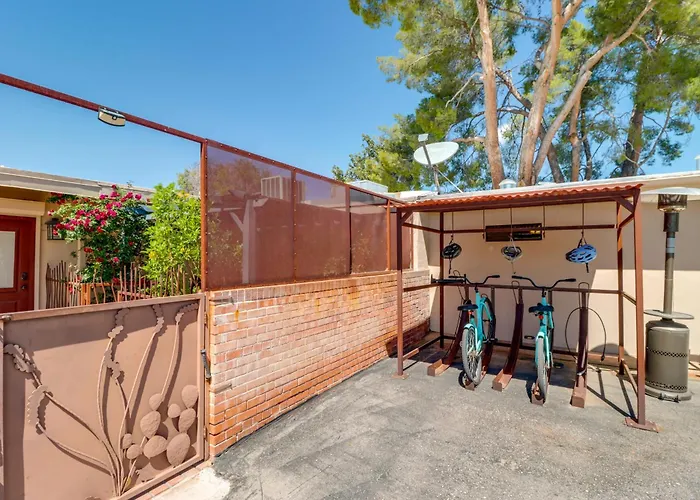 Private Courtyard & Swim Access In