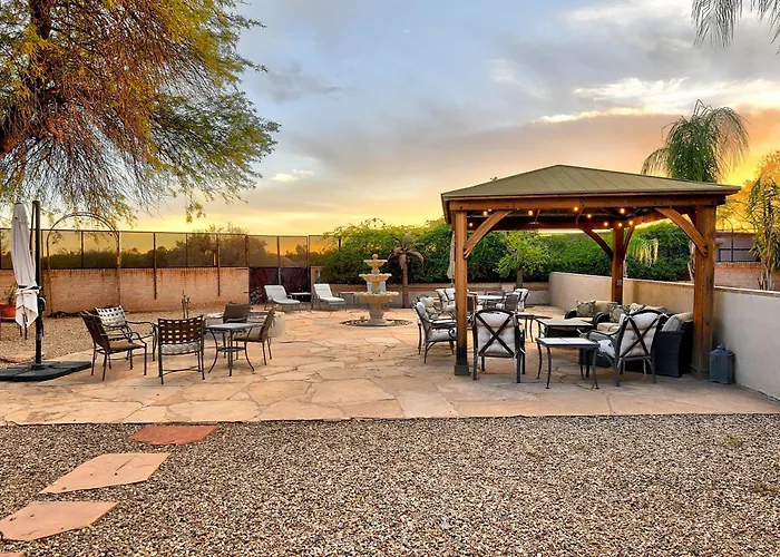 Private Courtyard & Swim Access In * Tucson